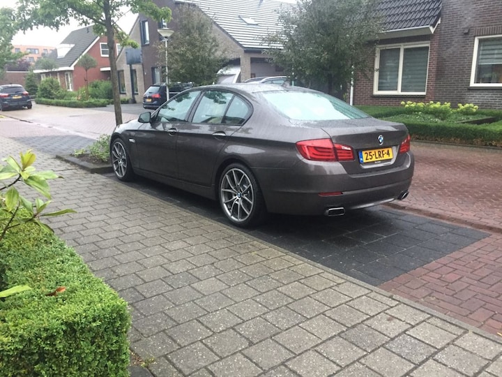 BMW 550i High Executive (2010)
