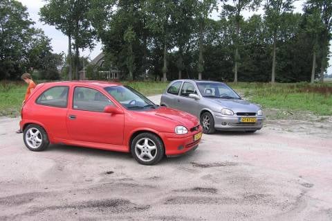 Opel Corsa 1.6 GSi 16V (1993)