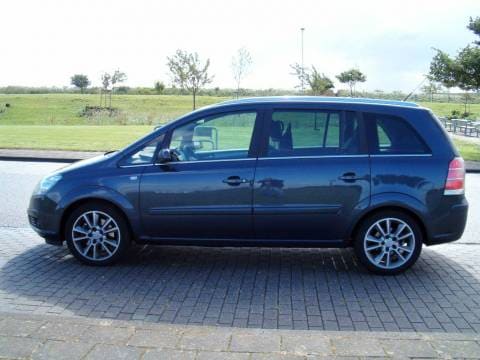 Opel Zafira 1.9 CDTi 150pk Cosmo (2007)