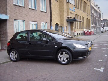 Peugeot 307 XSI 2.0 16V (2002)