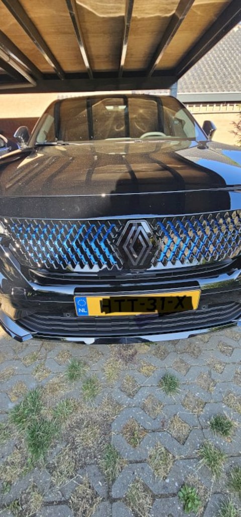 Renault Rafale 4x4 plug-in hybrid 300 Atelier Alpine (2025)