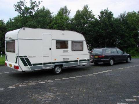 Mitsubishi Galant Station Wagon 2.0 GLXi (2001)