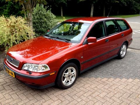 Volvo V40 1.8 Exclusive-Line (1999)