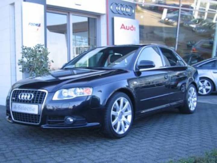 Audi A4 2.0 T FSI Pro Line (2005)