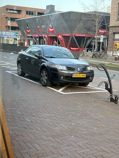 Renault Mégane C-C 2.0 16V Dynamique Luxe (2008)