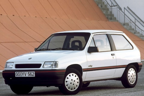 Opel Corsa 1.4i GL (1992)