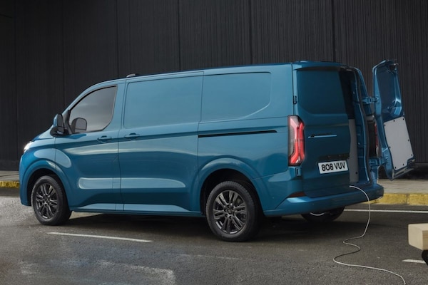 Ford E-Transit Custom