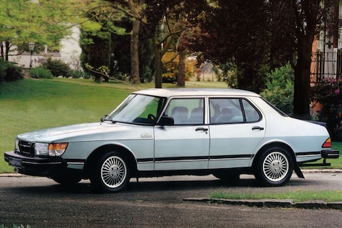 Saab 900i 16 2.1 (1991)