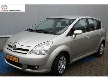 Toyota Corolla Verso 1.8 16v VVT-i Linea Sol (2004)