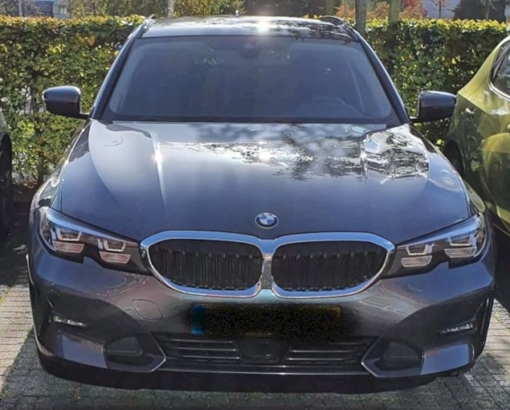 BMW 330i Touring (2020)
