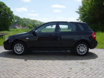 Kia Cerato 1.6 M-bition (2006)