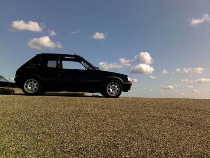 Peugeot 205 GTI 1.9