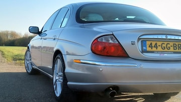 Jaguar S-Type 4.0 V8 (2000)