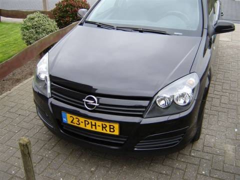 Opel Astra 1.8 Enjoy (2004)