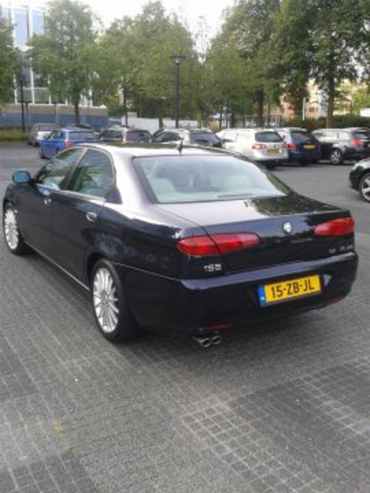 Alfa Romeo 166 3.2 V6 24V Distinctive (2007)