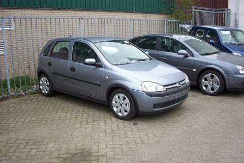 Opel Corsa 1.4-16V Sport (2003)