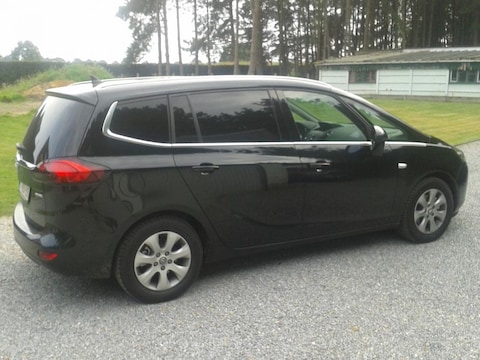 Opel Zafira Tourer Cosmo exoFlex A16CDTI MT6 (2014)