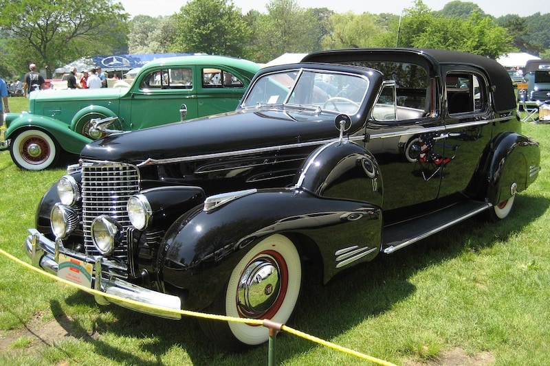Cadillac V16
