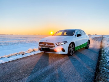 Mercedes-Benz A 160 Business Solution AMG (2020)