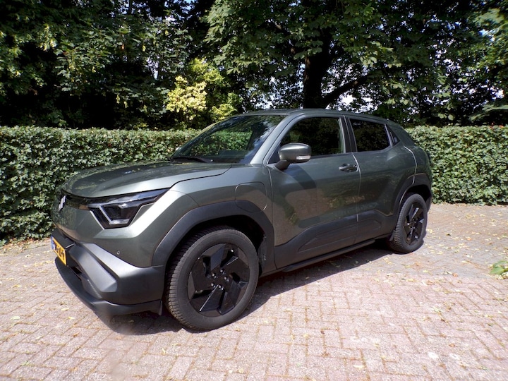 Suzuki e Vitara 61kWh Select (2026)