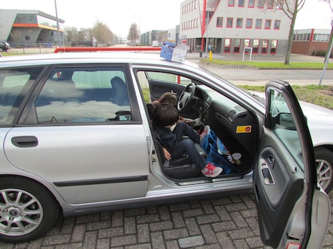 Volvo V40 1.8 (2001)