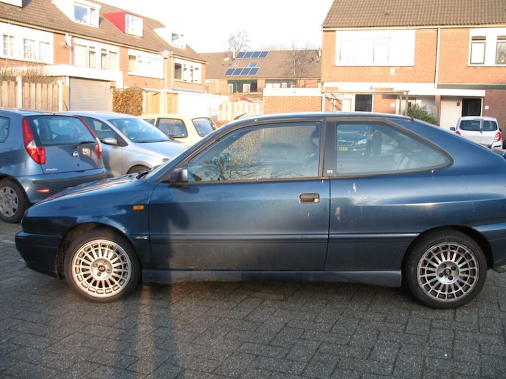 Lancia Delta HPE 1.6 16v (1999)