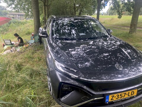 MG Marvel R Luxury