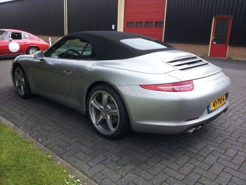 Porsche 911 Carrera S Cabriolet (2012)