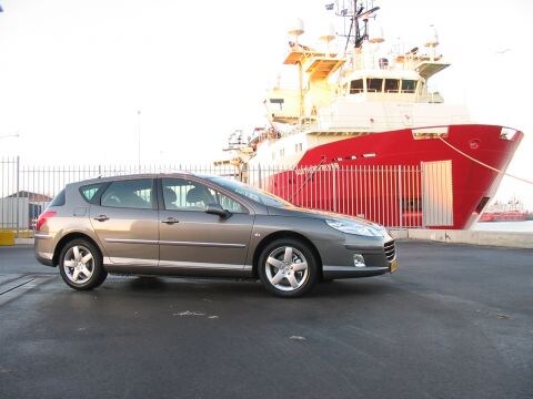 Peugeot 407 SW GT 2.0 HDiF (2009)