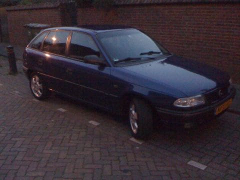 Opel Astra 1.6i Season (1995)