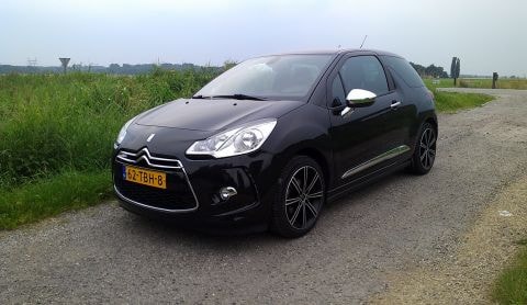 Citroën DS3 1.6 e-HDi 90 So Chic (2012)