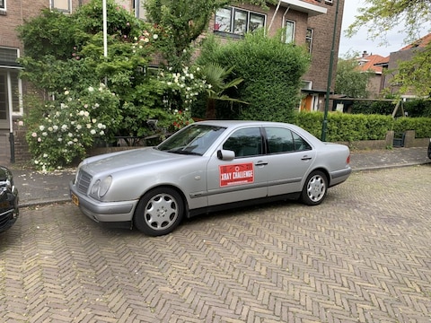 Mercedes-Benz E 300 Turbo Diesel Elegance