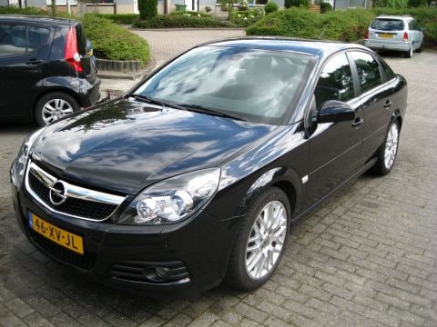 Opel Vectra GTS 1.8-16V Temptation Excellence (2007)