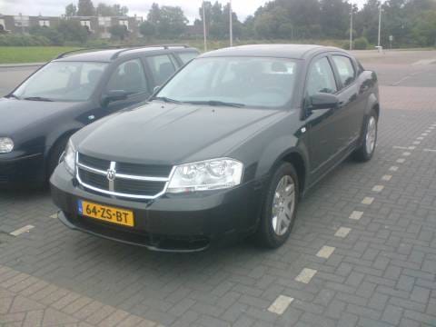 Dodge Avenger 2.0 SE (2008)