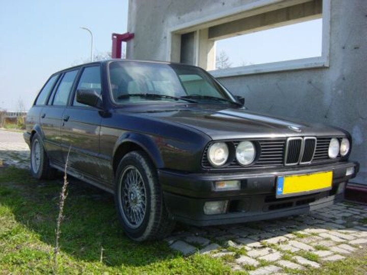BMW 324td Touring