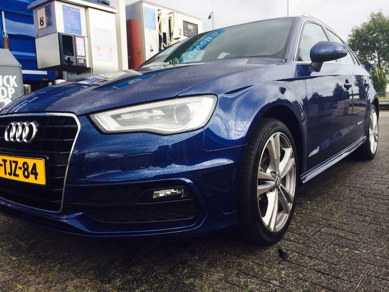 Audi A3 Sportback 1.4 TFSI g-tron Pro Line S (2014)