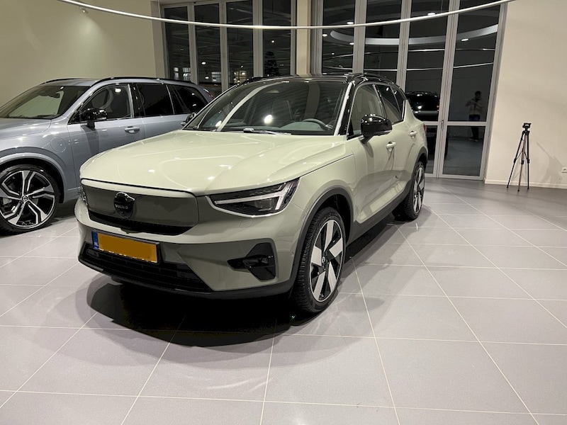 Volvo XC40 Recharge Extended Range Ultimate (2023)