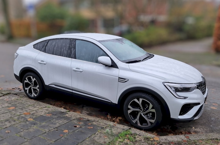 Renault Arkana E-Tech Hybrid 145 Techno (2023)