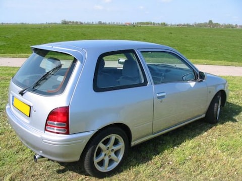 Toyota Starlet 1.3 GXi (1998)