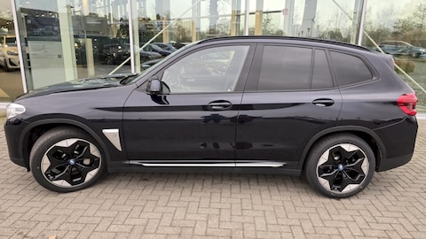 BMW iX3 High Executive