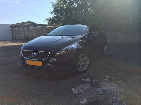 Volvo V40 D4 Business Ocean Race (2014)