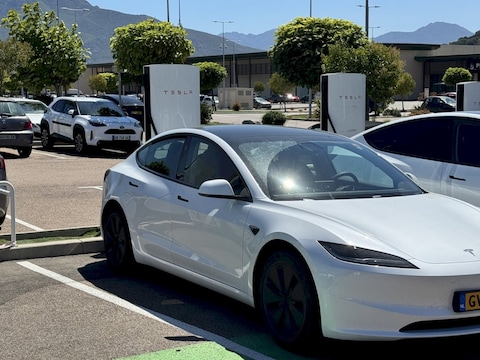 Tesla Model 3 Long Range RWD