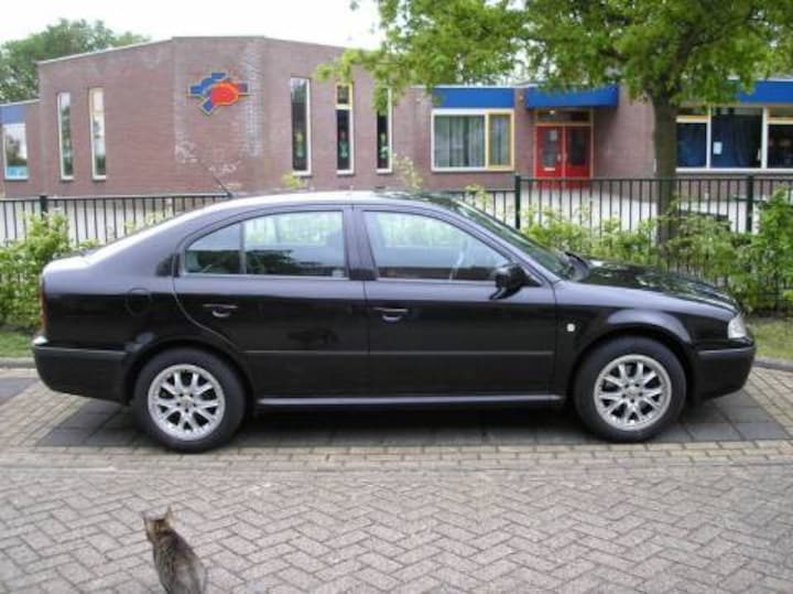 Skoda Octavia 1.9 TDI 90pk Kompas (2002)