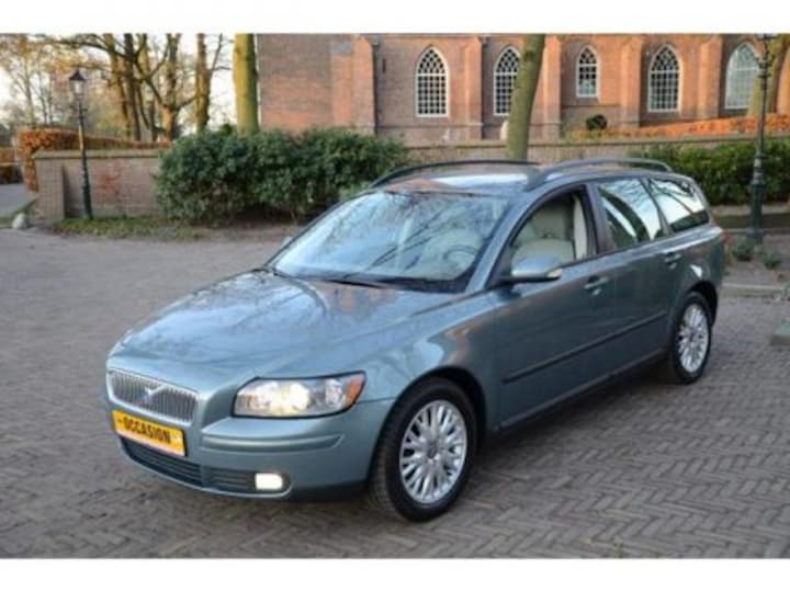 Volvo V50 2.4 Momentum (2005)