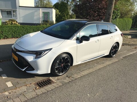 Toyota Corolla Touring Sports 2.0 Hybrid GR Sport Plus