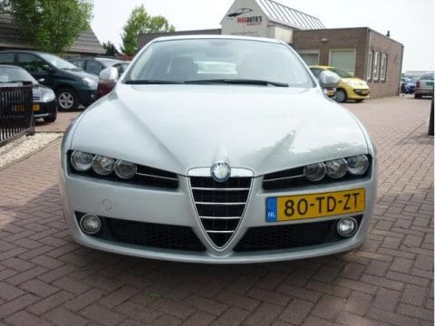 Alfa Romeo 159 1.9 JTDm 16v Distinctive (2006)
