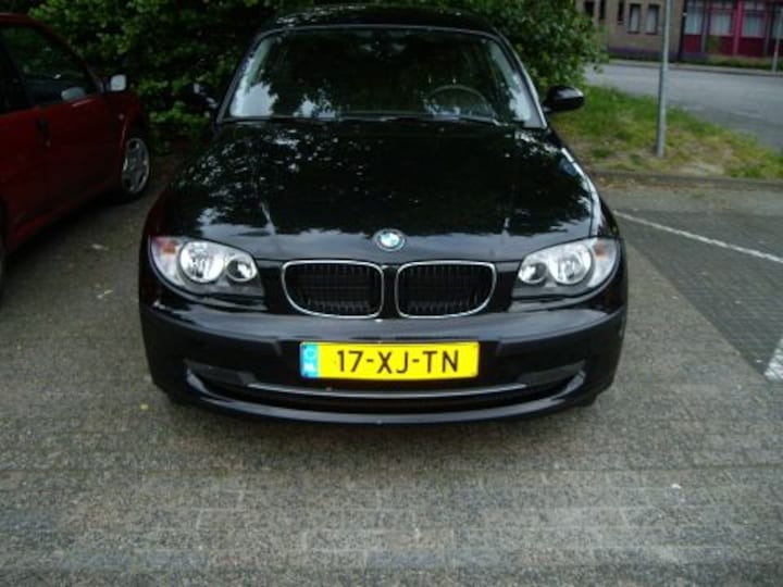 BMW 118d Executive (2007)
