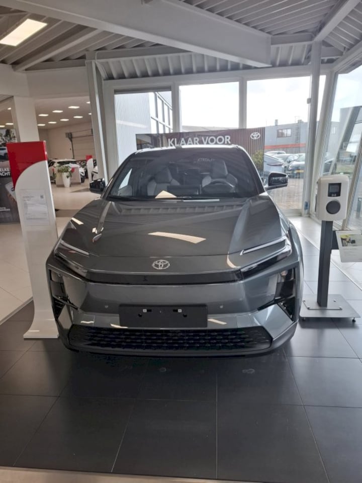 Toyota C-HR+ 77kWh AWD Executive (2026)