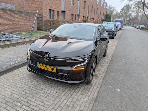 Renault Mégane E-TECH EV60 130pk Boost Charge Business Edition (2024)