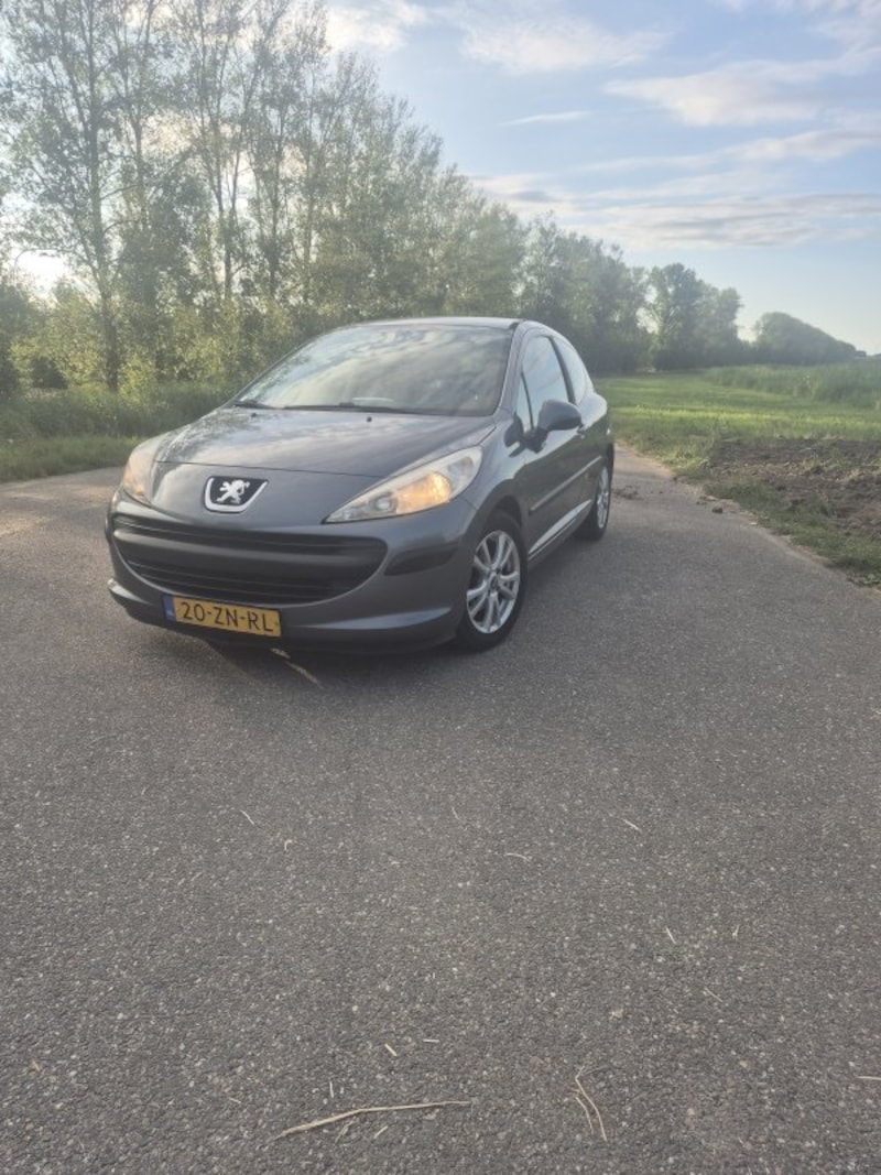 Peugeot 207 Cool 'n Blue 1.4-16V VTi (2008)